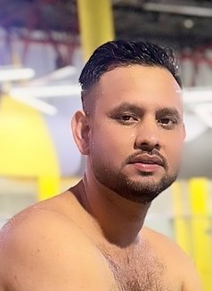 Rohan Arman - Masajista in Riyadh Photo 2 of 3