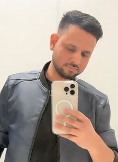 Rohan Arman - Masajista in Riyadh Photo 3 of 3