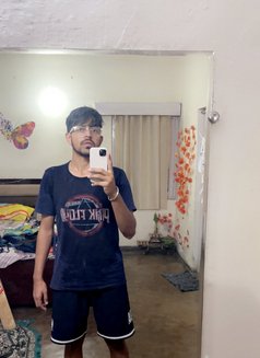 Rohan - Male adult performer in Gurgaon Photo 1 of 2