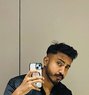 Rohan - Acompañantes masculino in New Delhi Photo 1 of 6