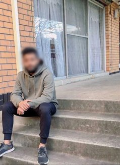 Rohan - Male escort in New Delhi Photo 1 of 2