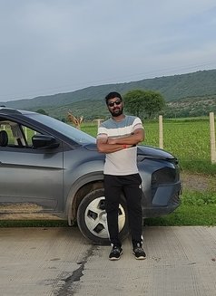 Rohan - Male escort in New Delhi Photo 3 of 3