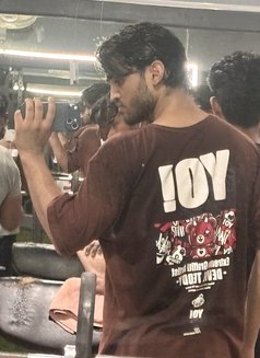 Rohan - Acompañantes masculino in New Delhi Photo 6 of 7