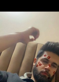 Rohan - Male companion in Noida Photo 1 of 4