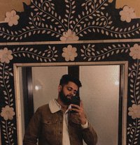 Rohan - Male companion in Noida