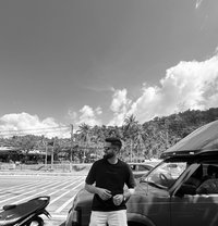 Rohan - Male companion in Noida