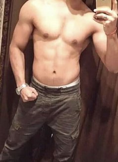 Rohan - Male escort in Pune Photo 1 of 1