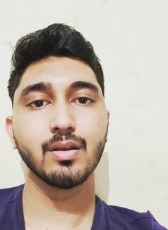 Rohan - Male escort in Pune Photo 3 of 5