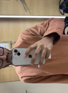 Rohan - Male escort in Pune Photo 4 of 5