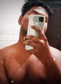 Rohan Mehra - INDEPENDENT MALE ESCORT - Male escort in Noida Photo 1 of 4