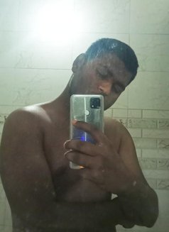 Rohan Mehra - INDEPENDENT MALE ESCORT - Male escort in Noida Photo 2 of 4