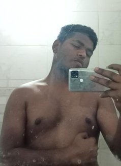 Rohan Mehra - INDEPENDENT MALE ESCORT - Male escort in Noida Photo 3 of 4