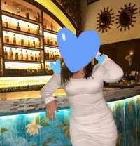 Rohan N Divya - puta in Gurgaon