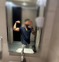 Rohan With Long and Thick - Acompañantes masculino in Mumbai