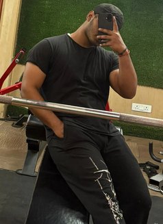 Rohanfuckboy - Male escort in New Delhi Photo 5 of 5