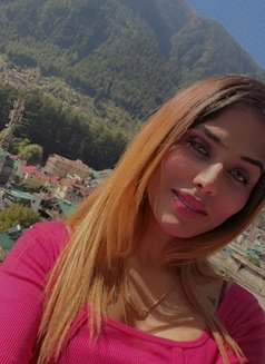 Rohani sharma - escort in Chandigarh Photo 1 of 11