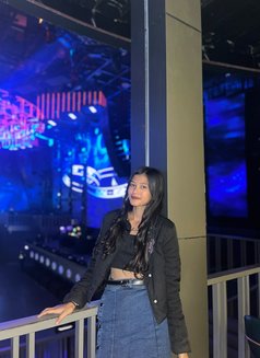 Rohini - escort in Kolkata Photo 3 of 6