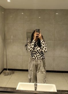 Rohini - escort in Hyderabad Photo 1 of 4