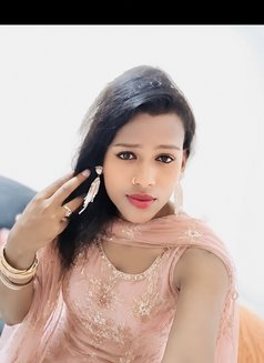 Rohini Jaan - Transsexual escort in New Delhi Photo 11 of 13