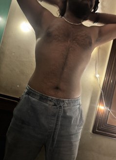 Rohit (Cuddle Therapist) - Male escort in Bangalore Photo 6 of 6
