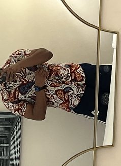 Rohit - Male escort in Kolkata Photo 1 of 4