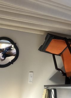 Rohit - Male escort in Kolkata Photo 3 of 4