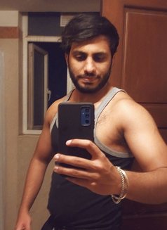 Rohit - Male escort in New Delhi Photo 1 of 3