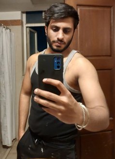 Rohit - Male escort in New Delhi Photo 2 of 3