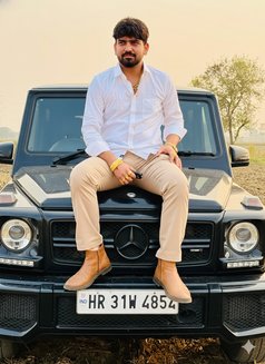 Rohit Gulia - Male adult performer in Gurgaon Photo 4 of 8