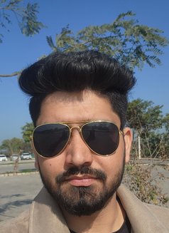 Rohit Gulia - Male adult performer in Gurgaon Photo 7 of 8