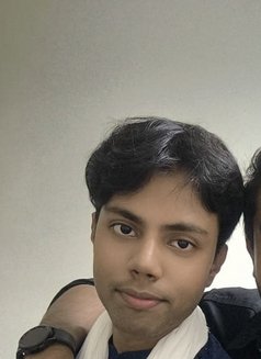 Rohit Gupta - Acompañantes masculino in New Delhi Photo 1 of 2