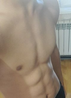 Rohit - Male escort in Chandigarh Photo 1 of 1