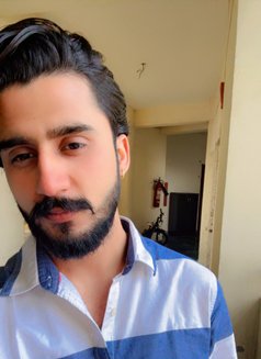 Rohit - Male escort in Gurgaon Photo 4 of 5