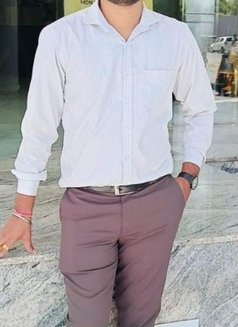 Rohit - Acompañantes masculino in Indore Photo 2 of 4