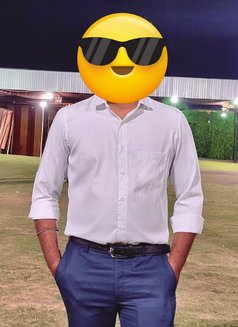 Rohit - Male companion in Indore Photo 1 of 1