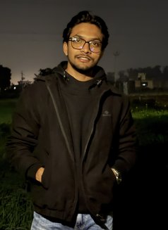 Rohit - Acompañantes masculino in Karnal Photo 1 of 2