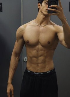 Rohit - Male escort in Kolkata Photo 1 of 1