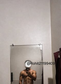 Rohit - Male escort in Kolkata Photo 1 of 2
