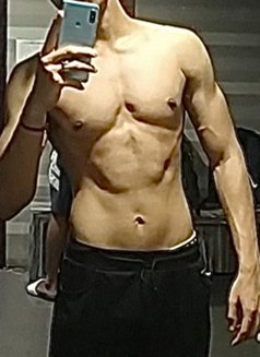 Rohit - Acompañantes masculino in Mumbai Photo 2 of 3