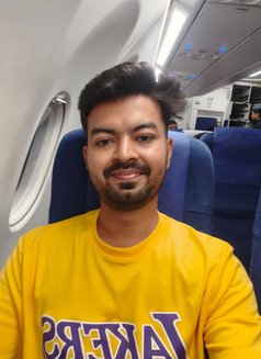 Rohit - Acompañante masculino in Mumbai Photo 5 of 7