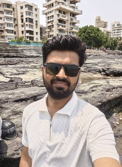 Rohit - Acompañante masculino in Mumbai Photo 7 of 7