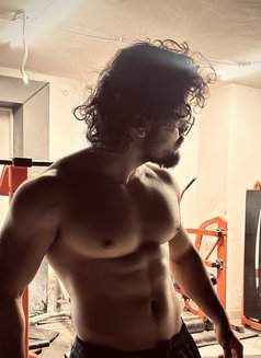 Rohit - Male escort in New Delhi Photo 1 of 1
