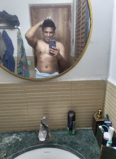 Rohit - Male escort in Noida Photo 1 of 4