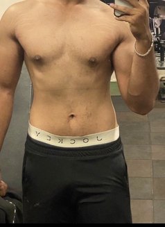 Rohit - Male escort in Pune Photo 1 of 1