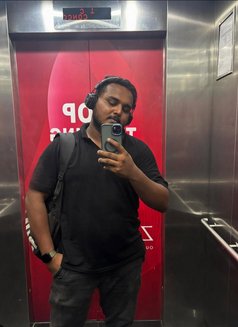 Rohit M - Male escort in Bangalore Photo 3 of 3