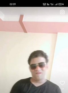 Rohit Mature - Acompañantes masculino in Navi Mumbai Photo 2 of 4