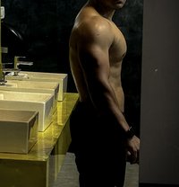 Rohit Nayak - Acompañantes masculino in Bhubaneshwar