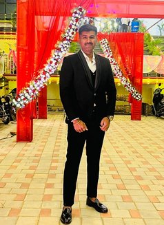 6.2 tall dark Indian bull. - Male escort in Bangalore Photo 2 of 4