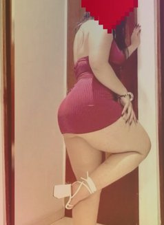 Roja Tamil chubby booty girl - puta in Colombo Photo 3 of 16