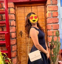 Rojina for hand cash service - escort in Kathmandu